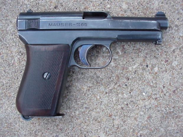 LG Mauser r.JPG