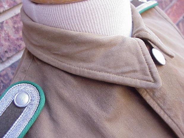 KVP GP coat collar.JPG