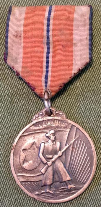 North Korean Military Merit Medal 01.jpg