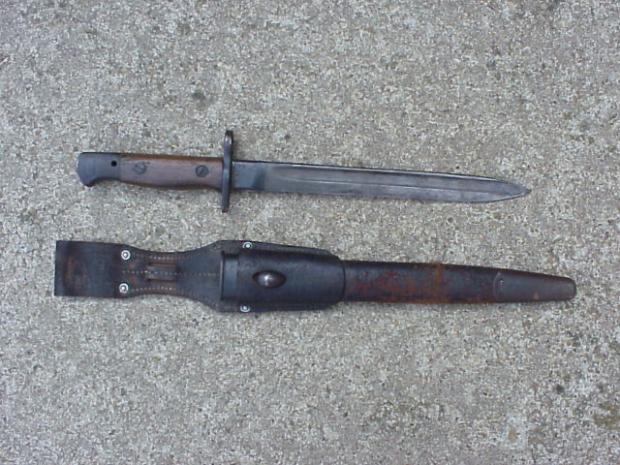 Brit modified bayonet.JPG