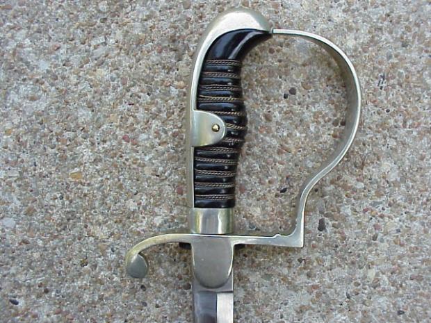 Pol short sword hilt back.JPG