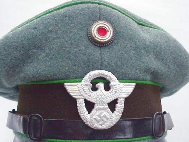 SCHUPO EM cap 1936 eagle.JPG