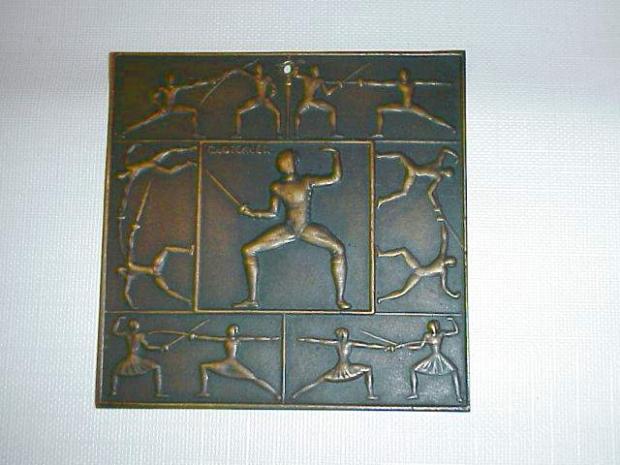 Pol fencing plaque.JPG