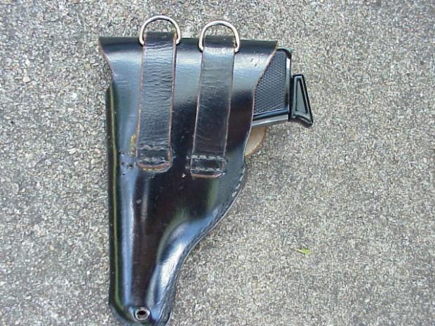 PP 22 holster back.JPG