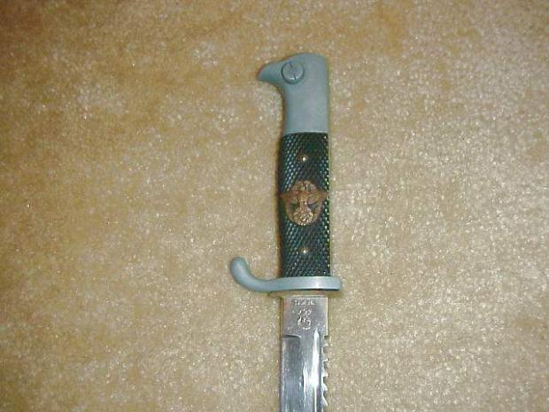 FW bayonet WKC hilt.JPG