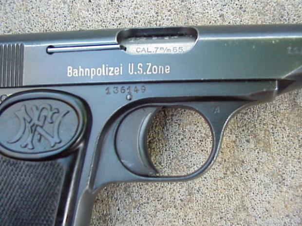 Bahnpolizei FN markings.JPG