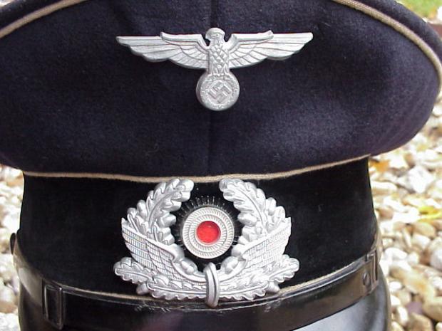 BZP NCO cap insig.JPG