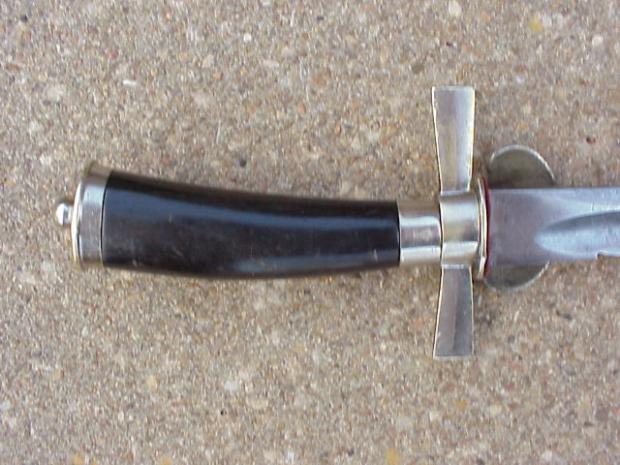 FW dagger hilt back.JPG