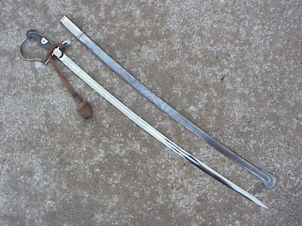 German Art EM sword.JPG