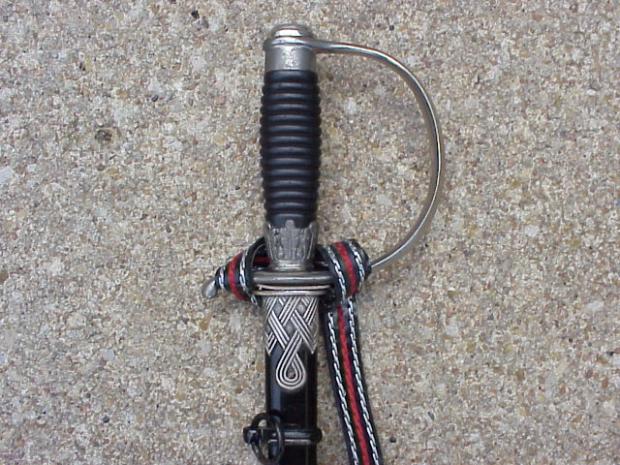 Pol NCO sword hilt back.JPG