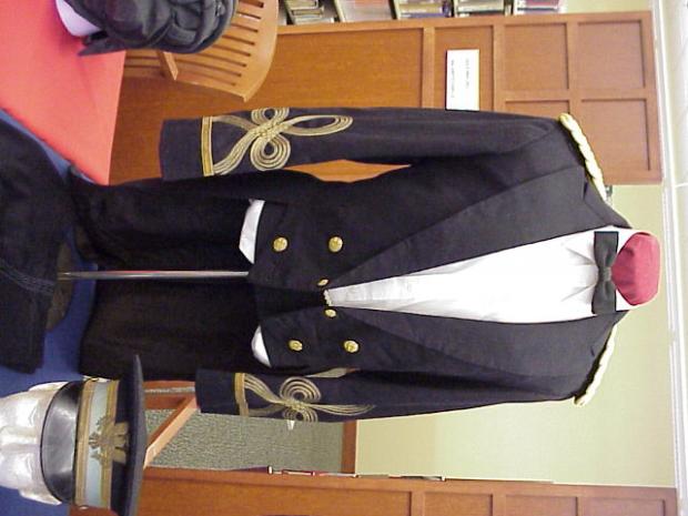 Vet salute mess dress.JPG