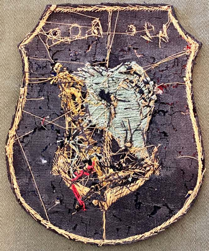 1357453079_Patch-French02.JPG.6b2180a059d0578c162bc9b3843c2bc5.JPG