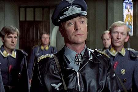 1093061712_Caine007.jpg.286c2c6de2caec53d4e340947531de84.jpg