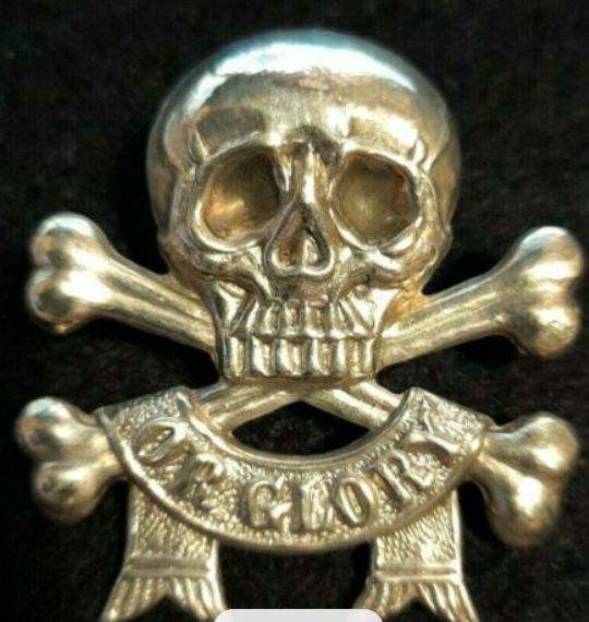 2120093336_LancersBadgeSleeve2.JPG.93dd84631529dcae09fb62bbb9b0869c.JPG