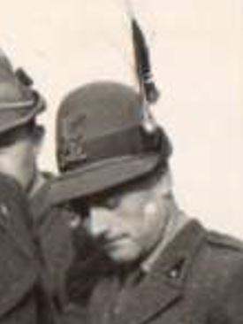 AlpiniHat05B.JPG.4d553f59f78a5383048ca8a31795e12f.JPG