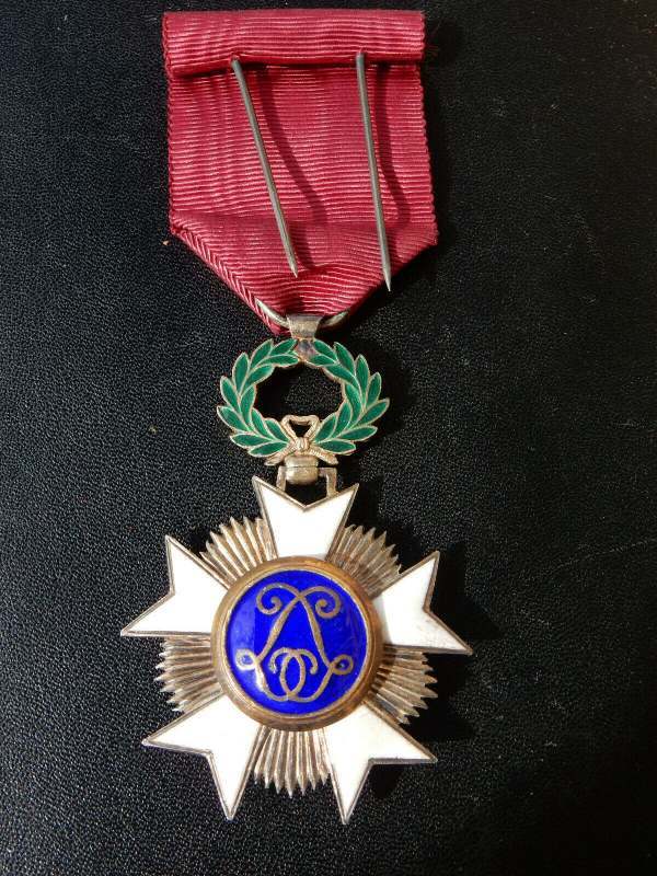 Belgian Order of the Crown WWII 1b.jpg