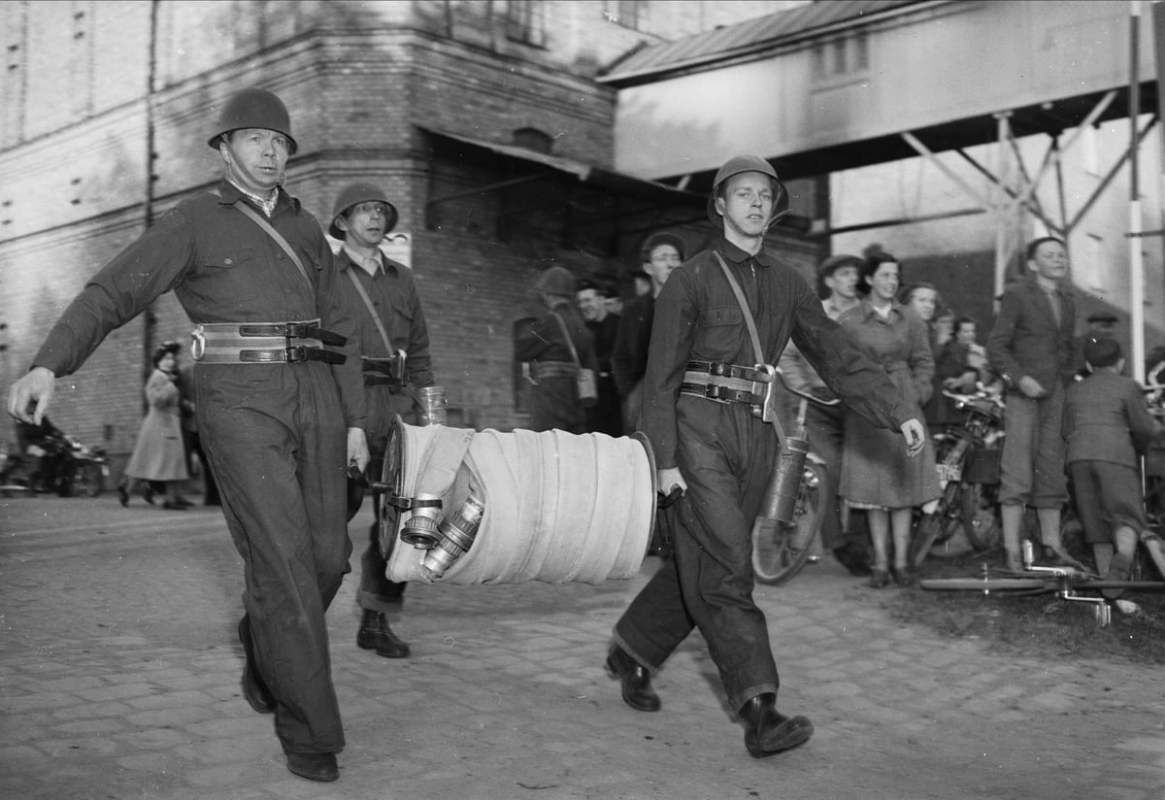 842881629_civilfrsvarsvningiUppsala1951.jpg.fa673d2d98b731aeb3feb97ad2b8cd39.jpg