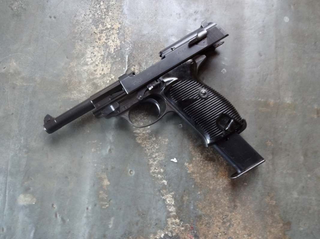 1943 Mauser P38 - TR WEAPONS & ORDNANCE - World Militaria Forum