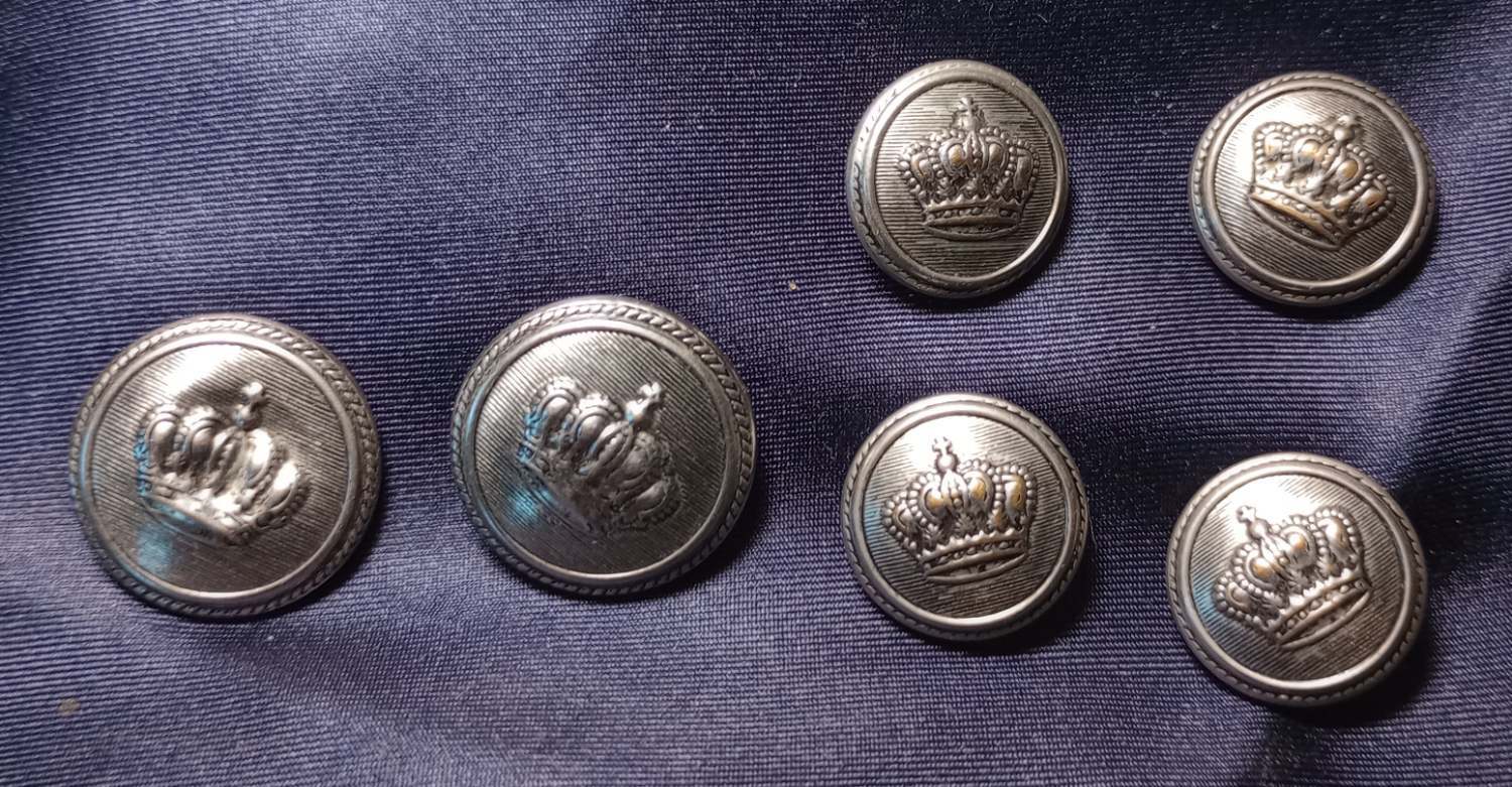 WW1stylegermanbuttons(1).jpg.091268ea727b87a3648ab17a4a36835e.jpg