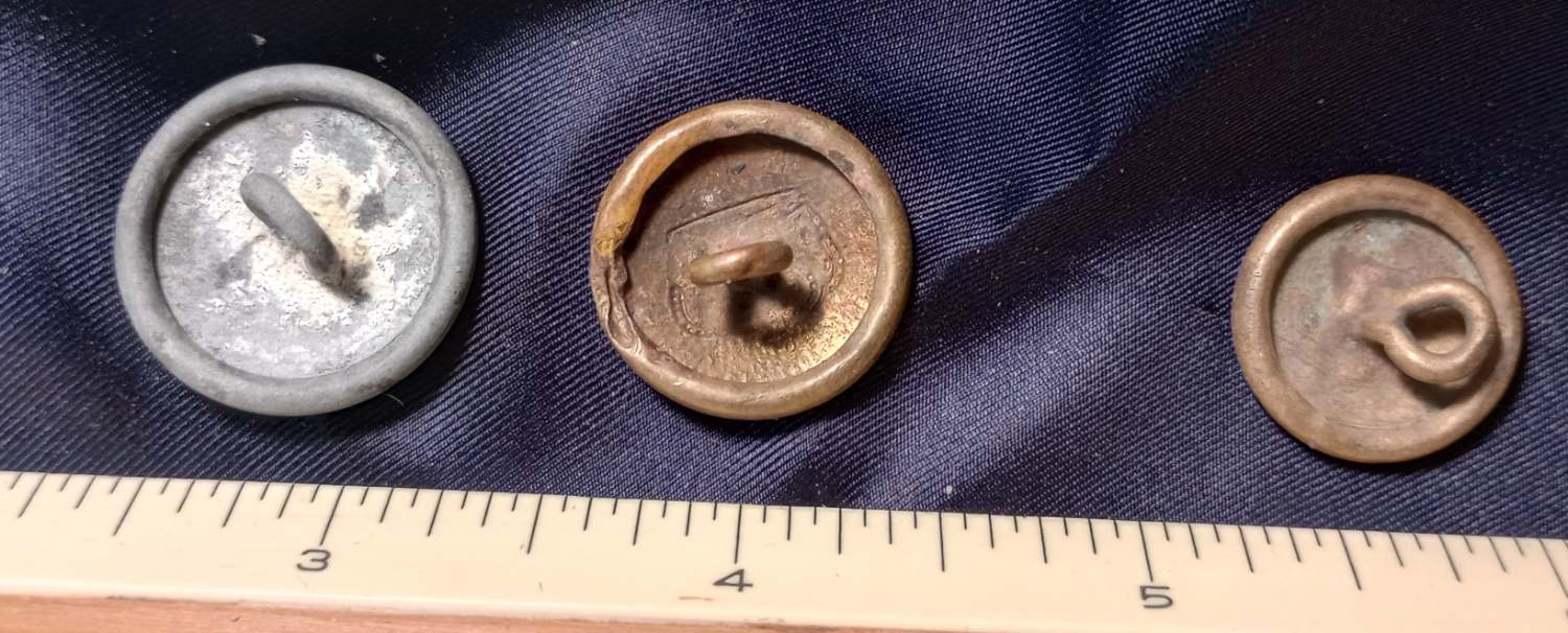 WW1GermanButtons(1).jpg.3fcced03e82de1e25cbc77a48f101c60.jpg