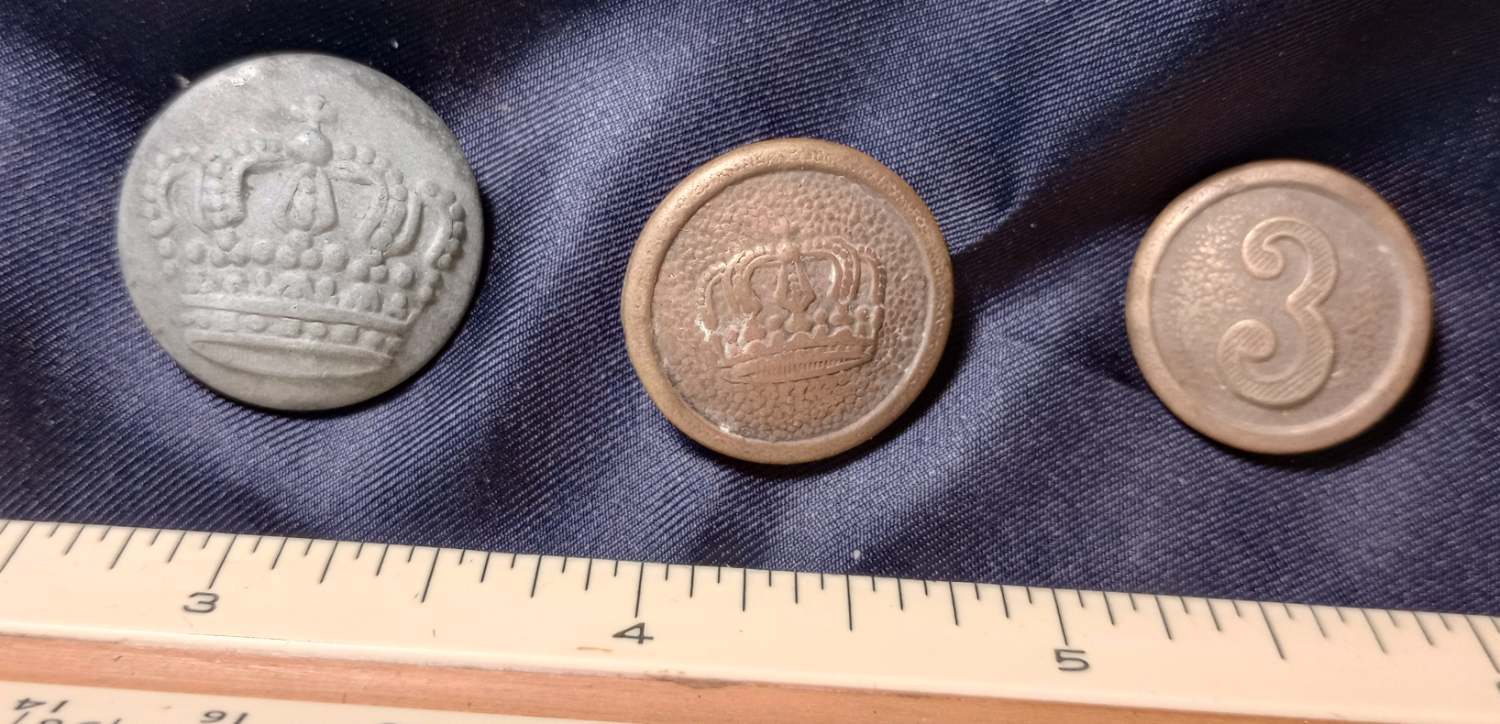 WW1GermanButtons(2).jpg.8fb24ae3c1fdfb52f819b7fdeae5d570.jpg