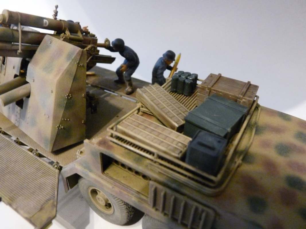 8.8 cm Flak on 9t VOMAG - Scale 1/35 - MODELING - World Militaria