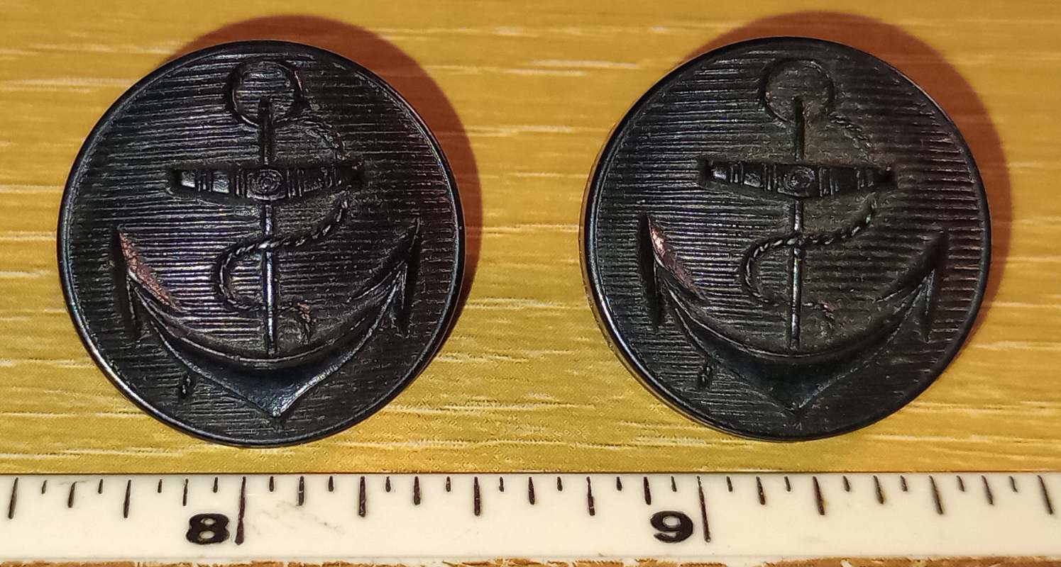 GermanNavybuttons(2)(1).jpg.cd850034a568b6c5e372a337222278fe.jpg